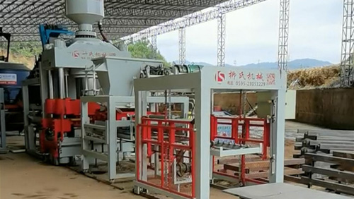 靜壓磚機固廢制磚