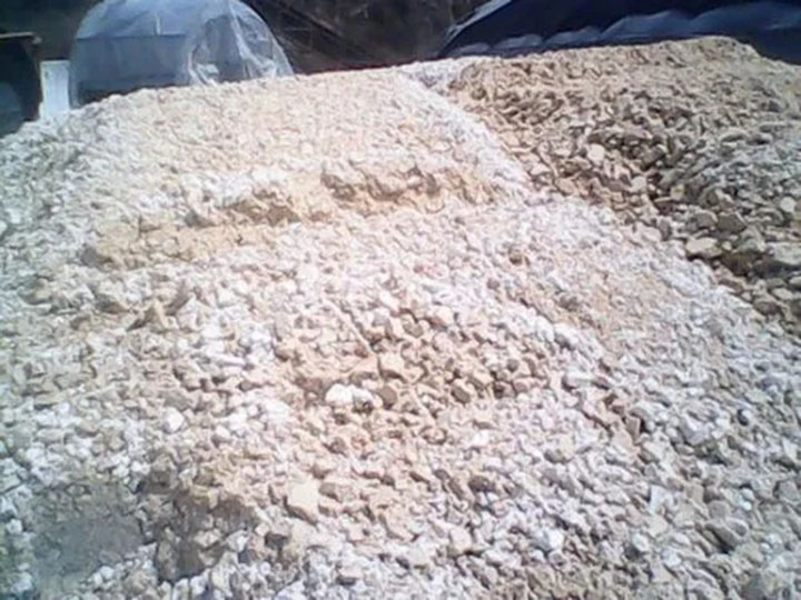 氟化鈣固廢處理技藝分享—靜壓磚機(jī)